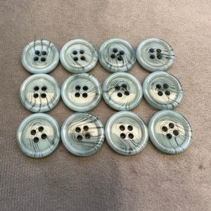 Ombre buttons duck egg blue 19mm a set of 12