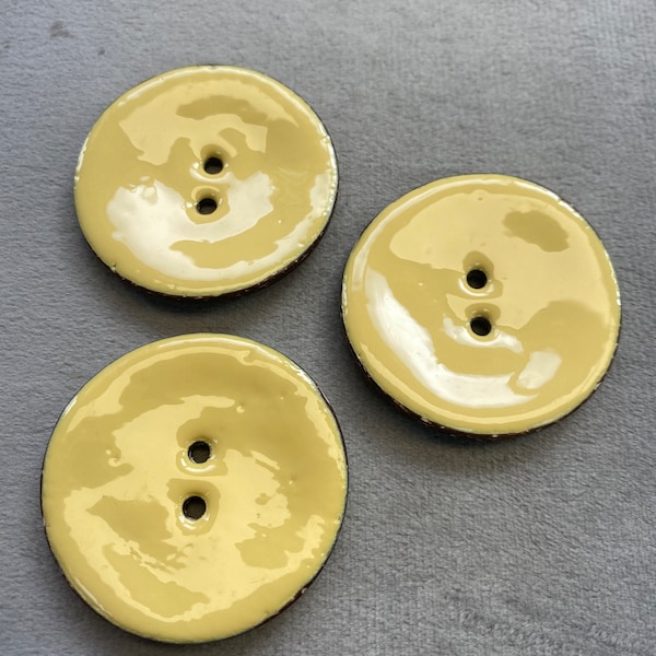 Boutons coco glacé jaune citron 38mm un lot de 3