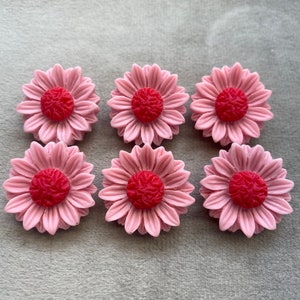 Gerbera buttons pink textured design 24mm a set of 6