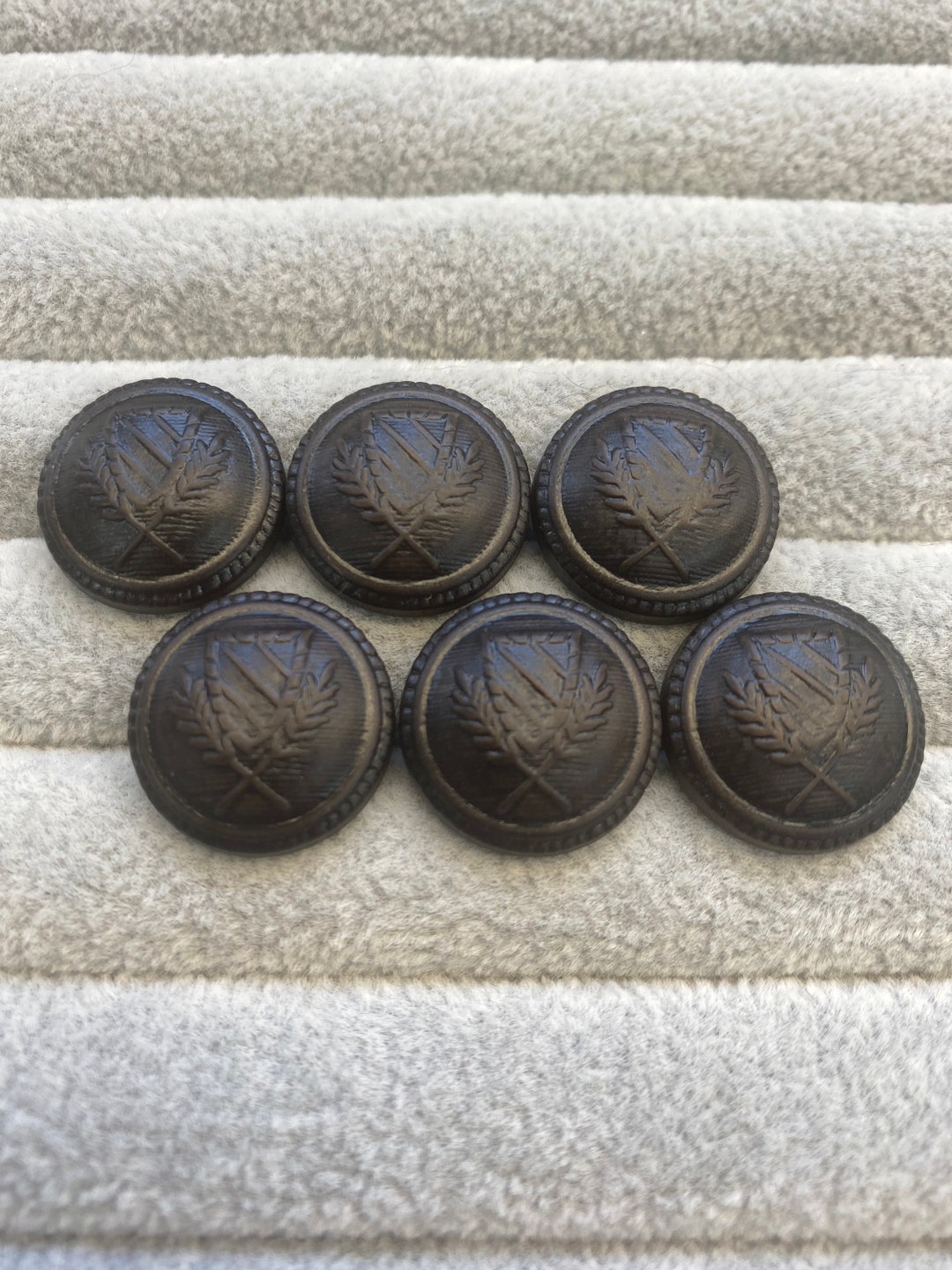Shield Buttons' Deep Brown Leather Look 17mm a Set of 6 - Etsy