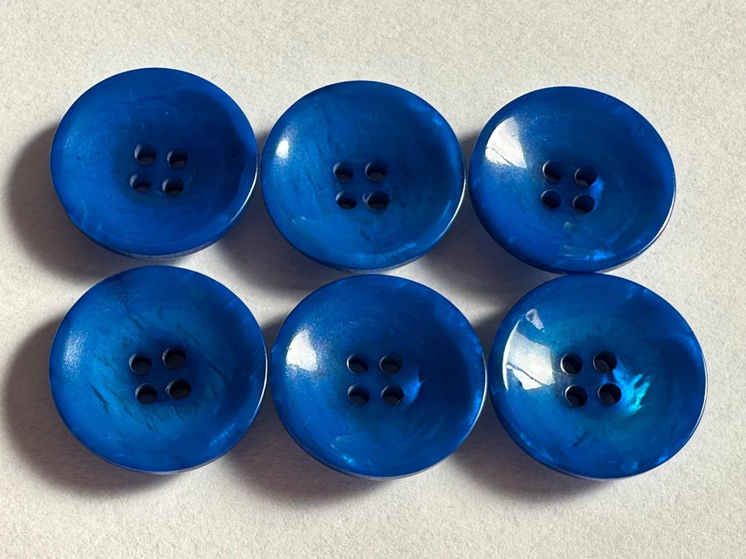 Obre Buttons Royal Blue Ombre Pearlized Buttons: 19mm, Set of 6 - Etsy