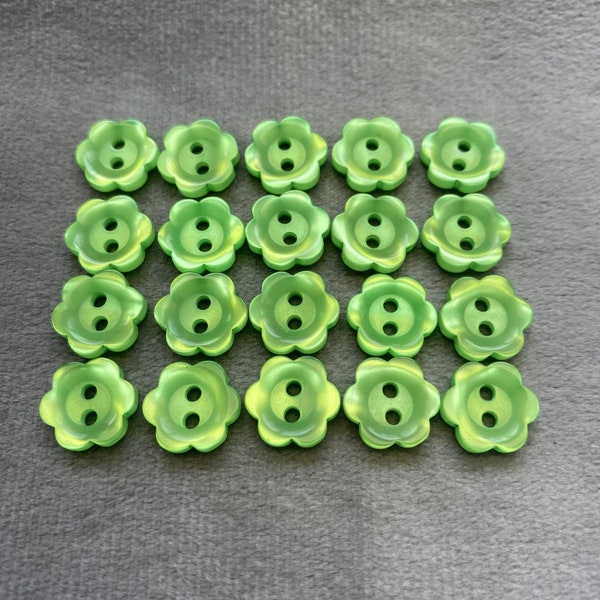 Daisy buttons lime green pearly finish 11mm a set of 20