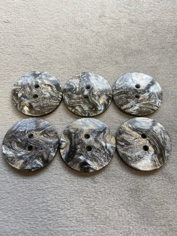 Metallic Shimmer Button: 2 Hole: 22mm Metallic Shimmer Button: 2 Hole: 22mm