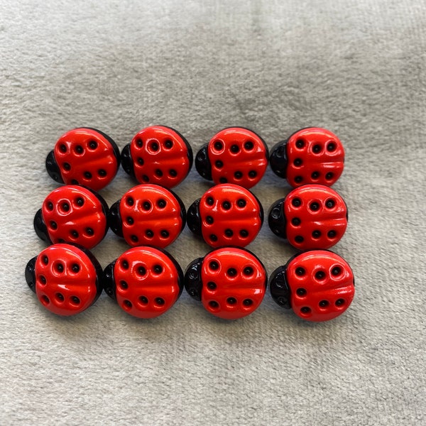 Ladybird buttons red and black 14mm a set of 12