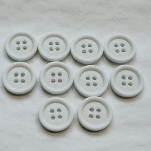 White buttons 18mm classic style matt finish sold as a set of ten buttons