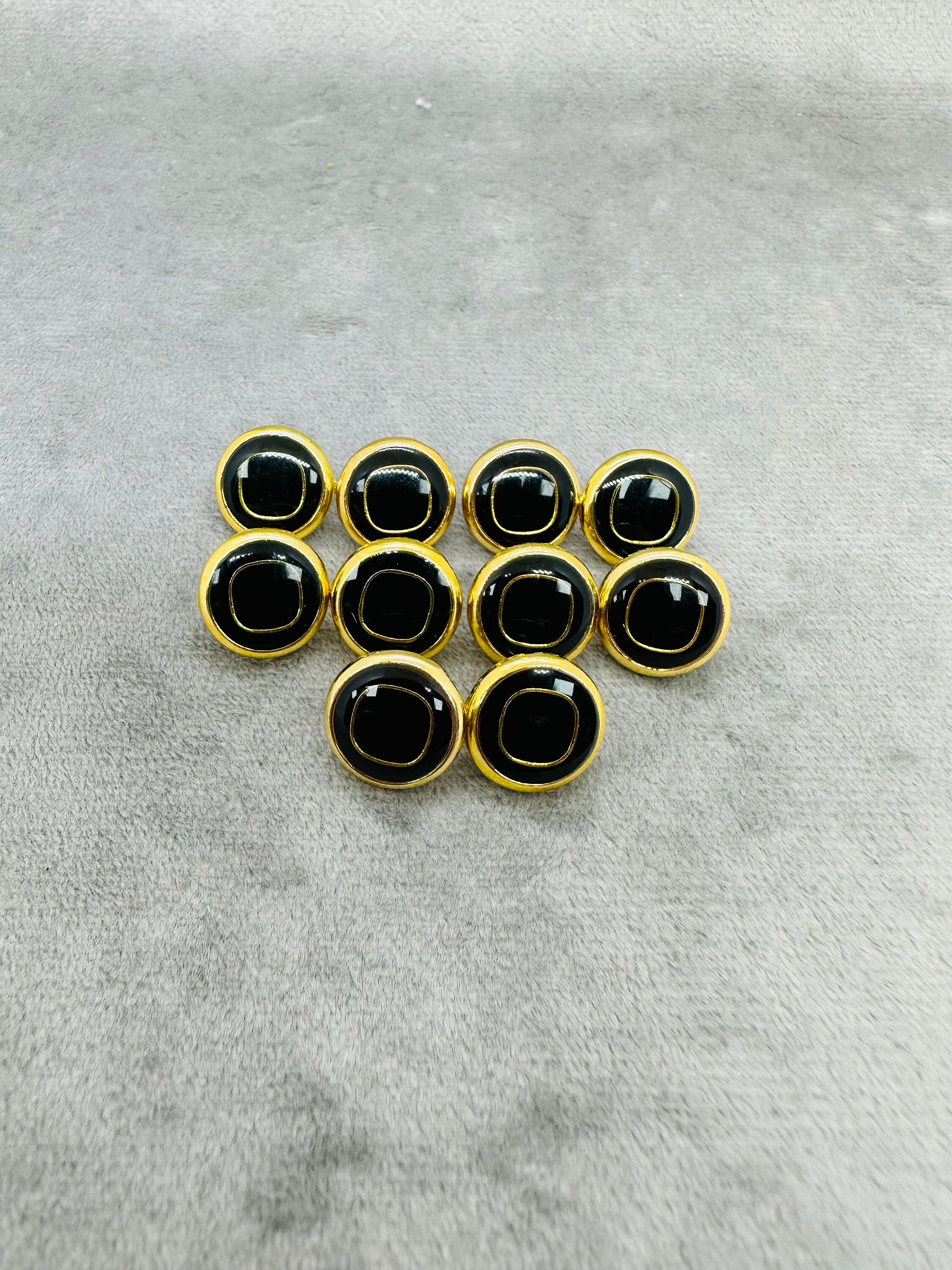 【新品未使用タグ付】 ORGUE／gold button knit 【Sax】 gold button knit 【Sax】