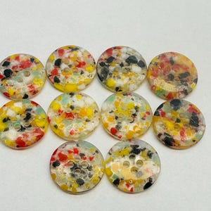 Botones de plástico reciclado multicolor de 18 mm, un juego de 10