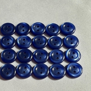Royal Blue Pearlised Buttons: 11mm, Set of 20