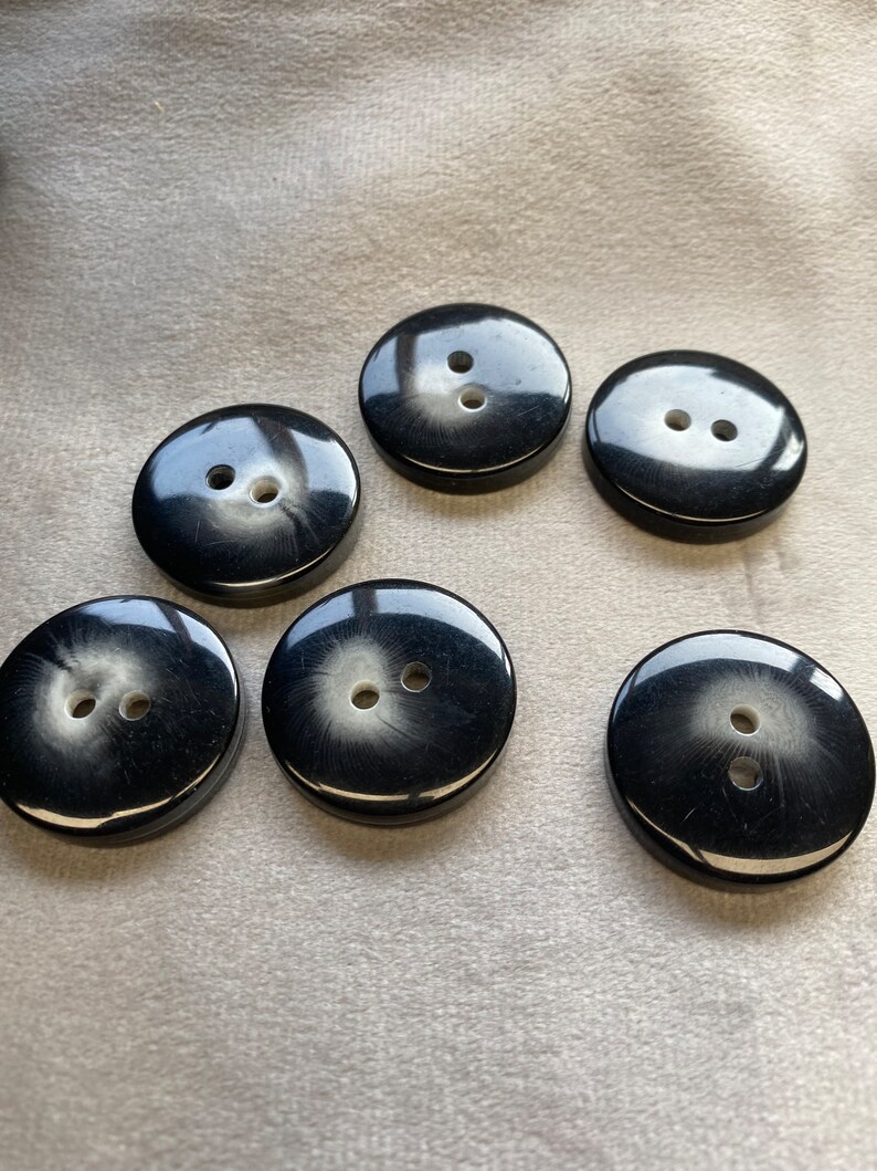 Obre Buttons Buttons Black 28mm a Set of 6 Ombre With Grey Detail - Etsy