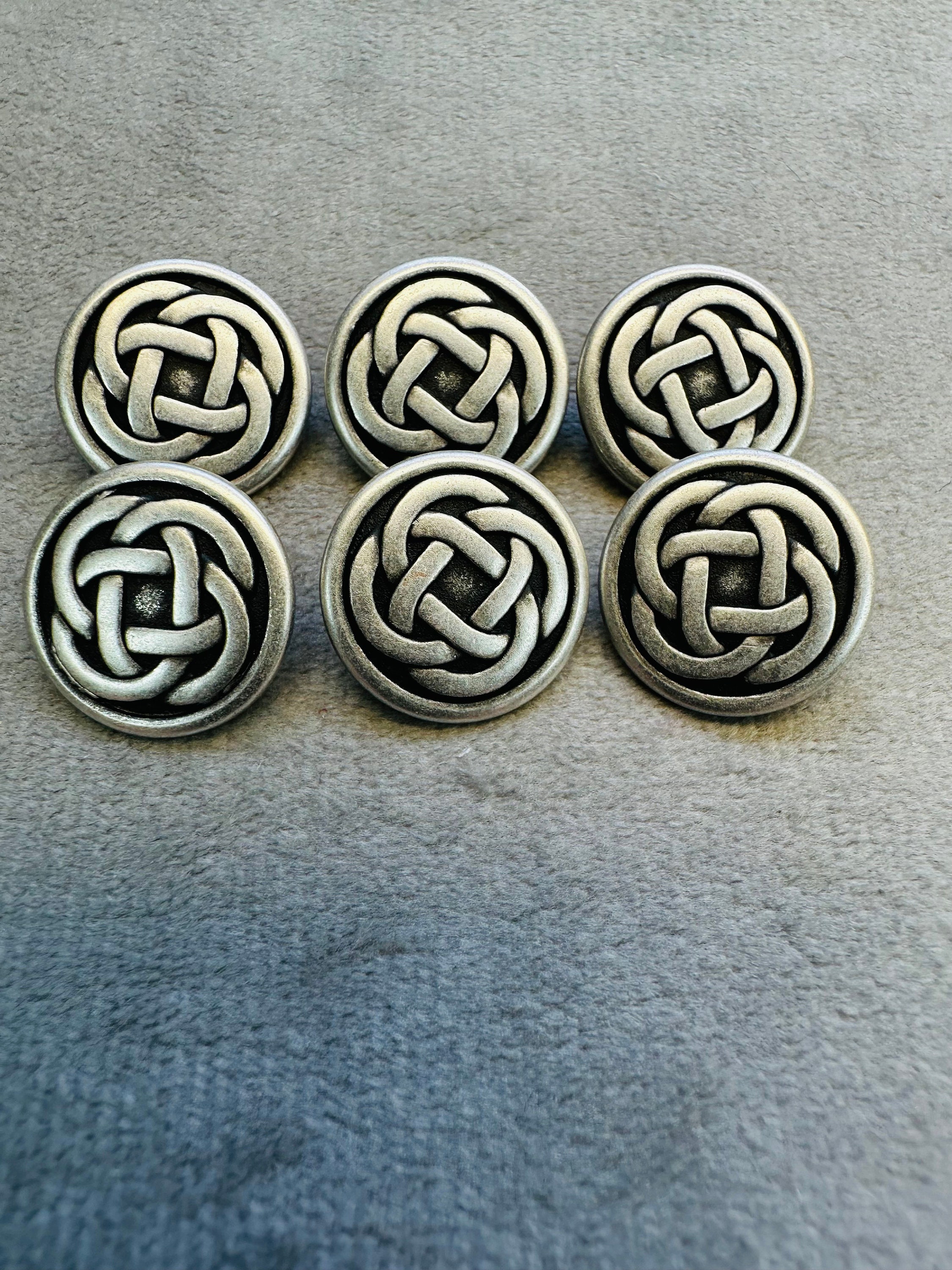 Bezelry 10 Botones De Vástago De Metal Con Nudo Celta