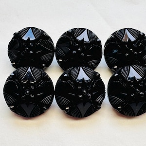 Black buttons 19mm a set of six decorative design on a shank
