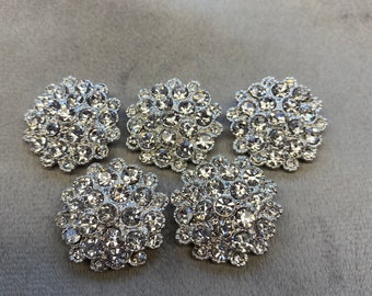Rhinestone buttons silver in a silver tone metal setting 24mm a set of 5