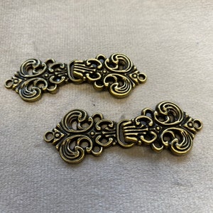 Metal clasps antique gold tone 5.8 x 2cm a set of 2
