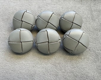 Real leather buttons light grey 20mm a set of 6