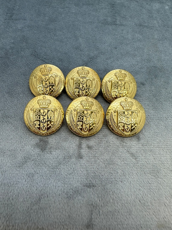 Gold Blazer Buttons –
