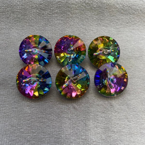 Iridescent buttons in rainbow gem effect 18mm a set of 6