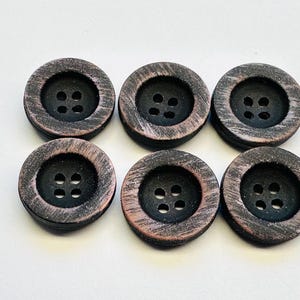 Botones negros de 18 mm con un suave efecto lavado rosa para coser, juego de seis