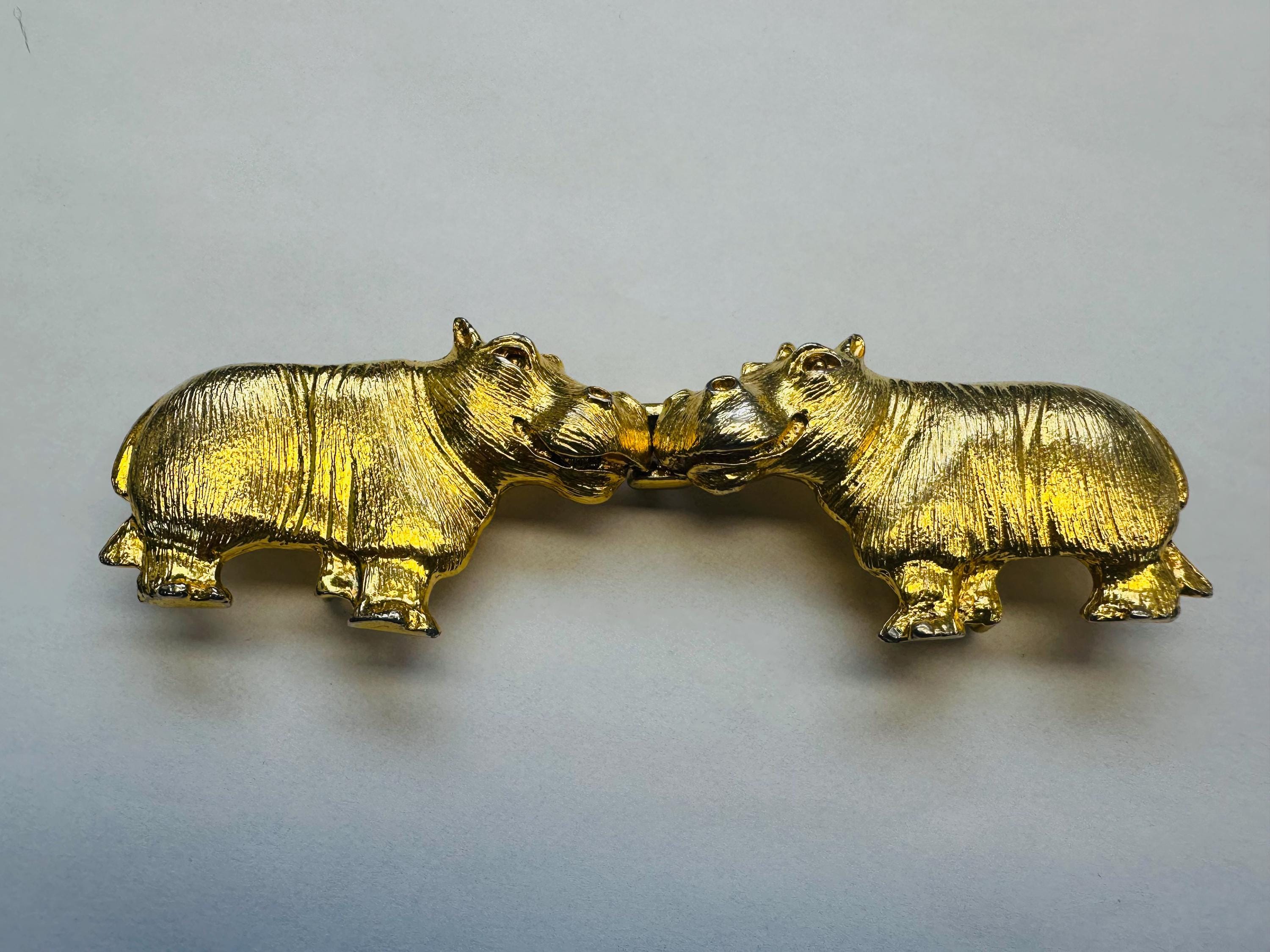 Vintage Hippo Belt Buckle: 1970s Mimi Di N Gold-tone Metal 