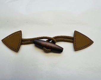 Brown duffle coat toggle fasteners – 4 x 17cm leather toggles – coat closure set