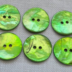 Green buttons 23mm agoya shell for cardigans, jackets a set of 6