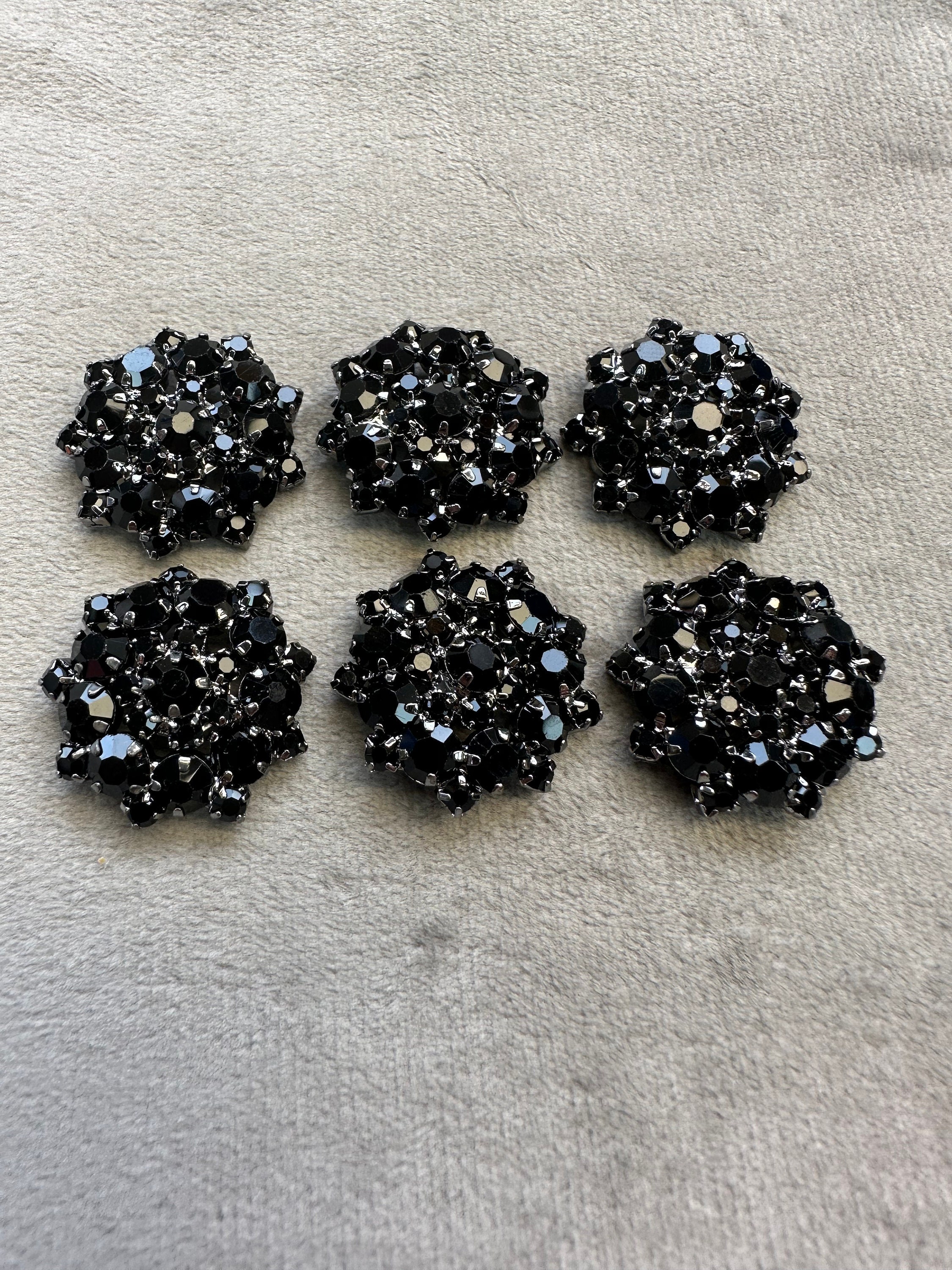 Rhinestone buttons black sparkling design 22mm a set of 6