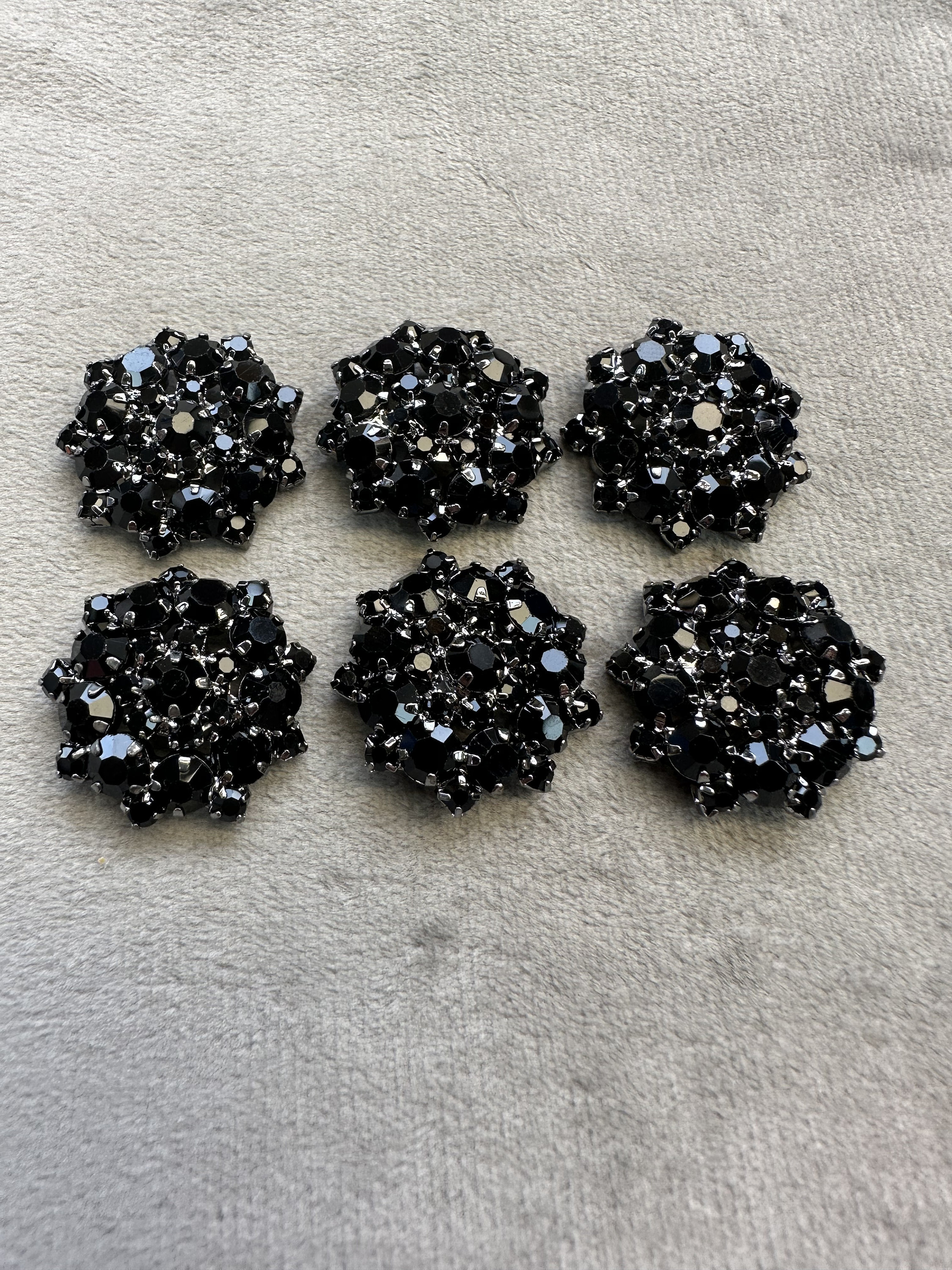 Big size Rhinestone Buttons with 4 Holes Sew on Rhinestone Brooch Applique  Crystal Clear Strass For