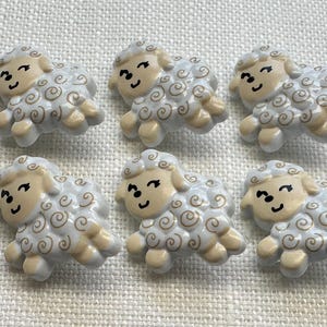 Sheep Buttons 20mm – Novelty Sewing Buttons – Set of 6