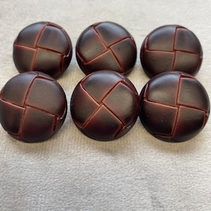 Football buttons brown leather look 25mm a set of 6