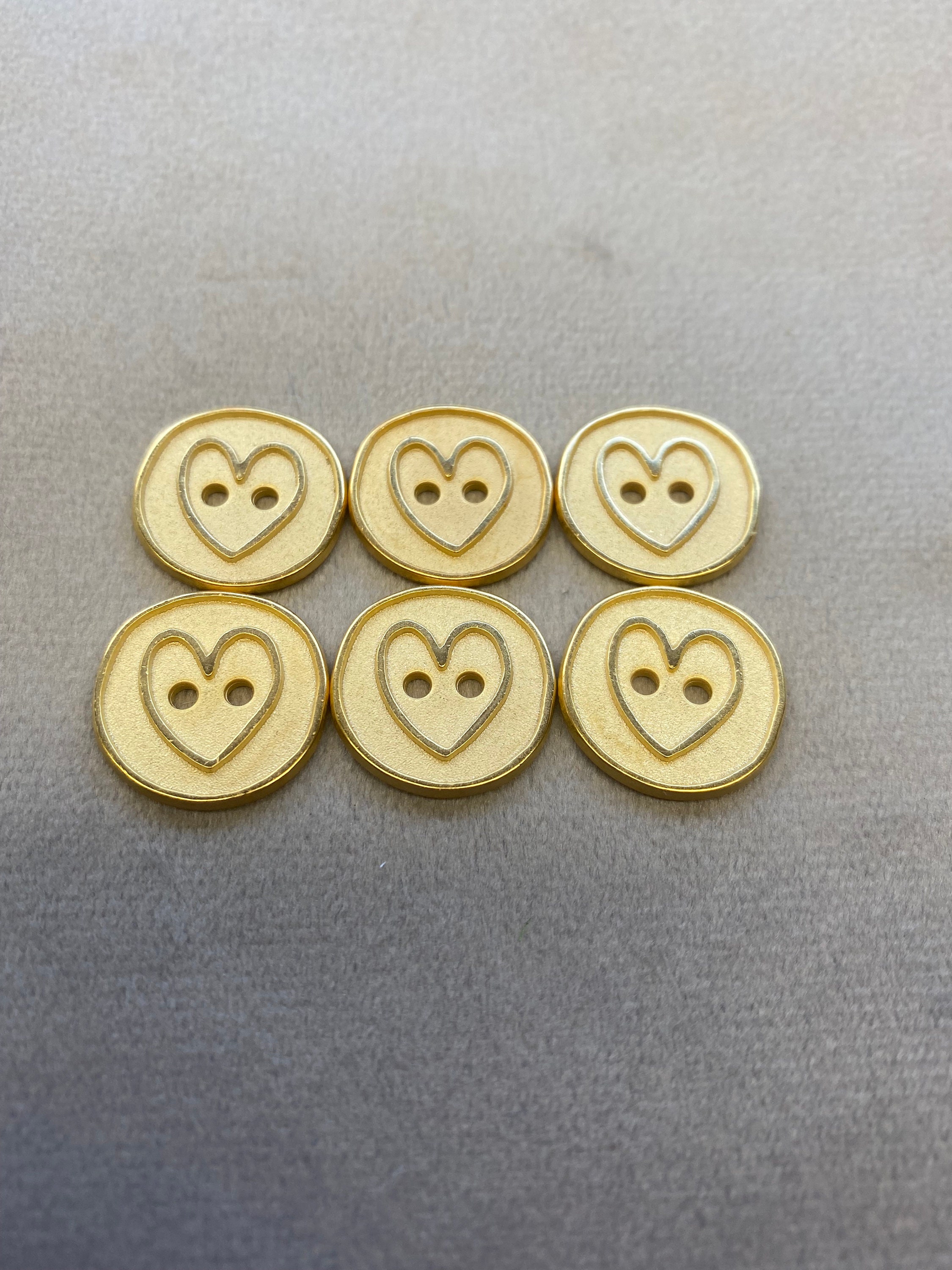 3 Rustic Metal Heart Buttons 22k Matte Gold Plated - Round Silver Buttons,  Metal Shank Button, Sewing Buttons, Jewelry Making Buttons
