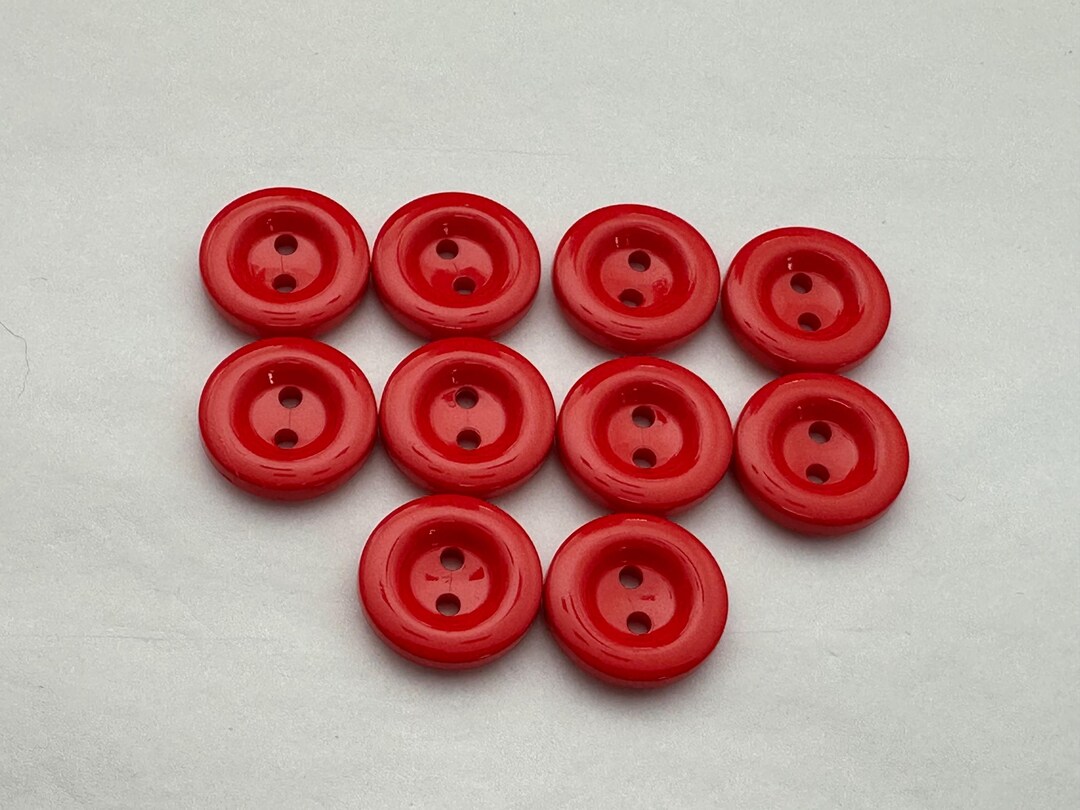 Red Buttons 15mm With a Glossy Finish Classic Style Sew-through Sold as ...