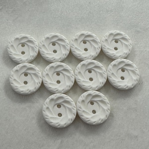 White buttons 18mm a set of 10 matt sculpted effect