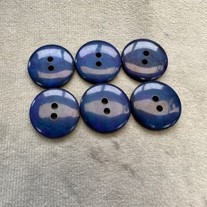 Iridescent buttons navy blue 20mm a set of 6