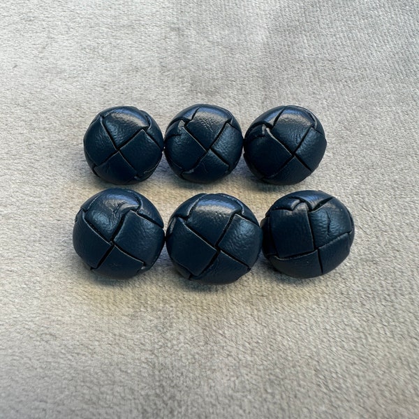 Leather buttons navy blue vintage 16mm a set of 6