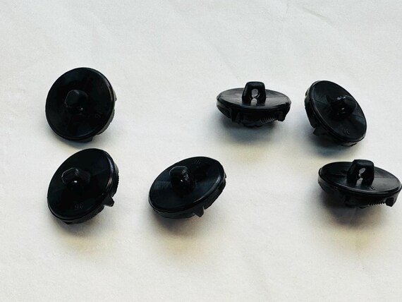 a BUTTON 8冊セット Amazon.com: Button Box: 100 Postcards: 9781616897246: Busy