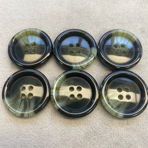 Ombre buttons green suit style 24mm a set of 6