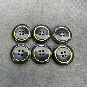 Botones ombré grises con detalle efecto dorado de 23 mm, juego de 6
