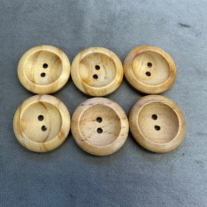 Wooden buttons natural wood shade 28mm a set of 6
