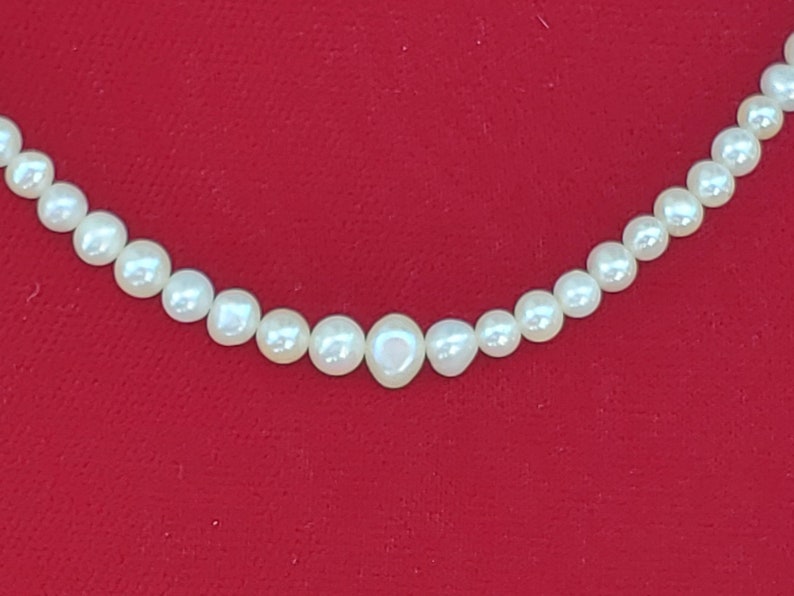 June Birthstone Graduated Pearls WWII era 14K Solid Gold Findings