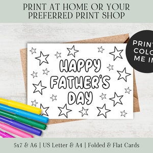 Op de afbeelding: Een printbare vaderdagkaart met de tekst "Happy Father's Day" in een vetgedrukt, omlijnd lettertype. De kaart is versierd met sterren en heeft de tekst "Print & Color Me In!" in een cirkel rechtsboven.