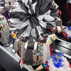PREMADE Homecoming Wrist Mum