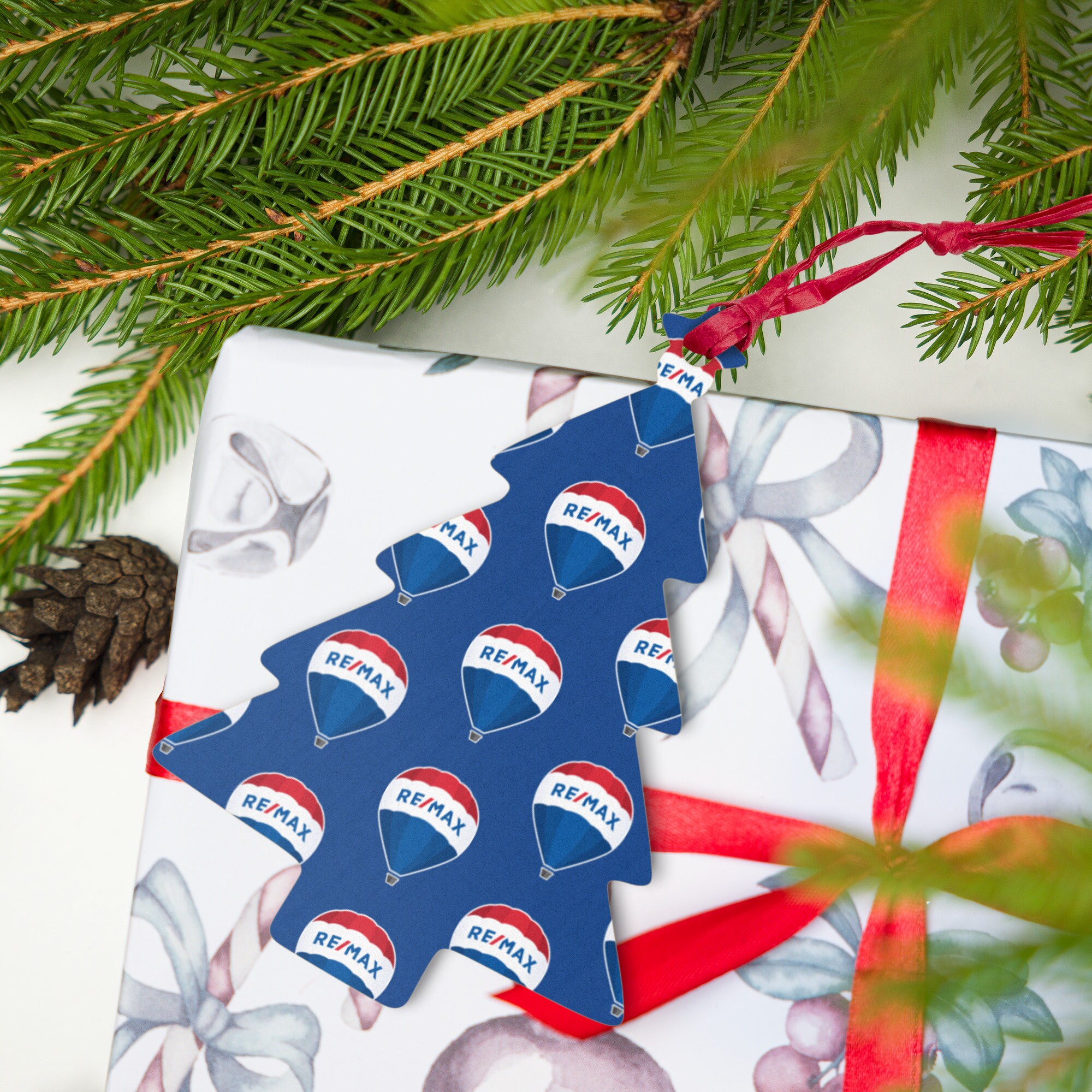 Remax Christmas Logo REMAX Real Estate Christmas Holiday Postcards