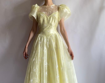 Vintage dress Vera Mont/ 1980s dress/ 1980s dress/ romantic/ extra small/ small/ UK 8