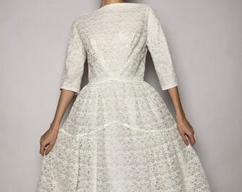 Vintage lace dress/ 1950s dress/ small size