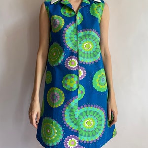 Vintage psychedelic mini dress/1960s/ 60s/ 1970s/ zip closure/ extra small image 8