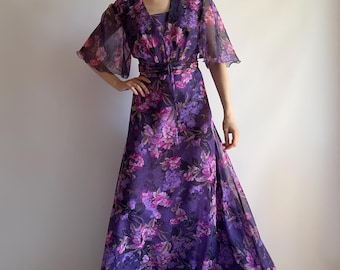 Vestido largo vintage de los años 70 con estampado floral morado / vestido de noche bohemio de gasa transparente / talla mediana