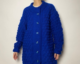 cardigan vintage en laine bleu électrique/ fait main/ taille moyenne