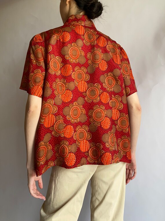 1970s shirt/ funky print/ medium size - image 7