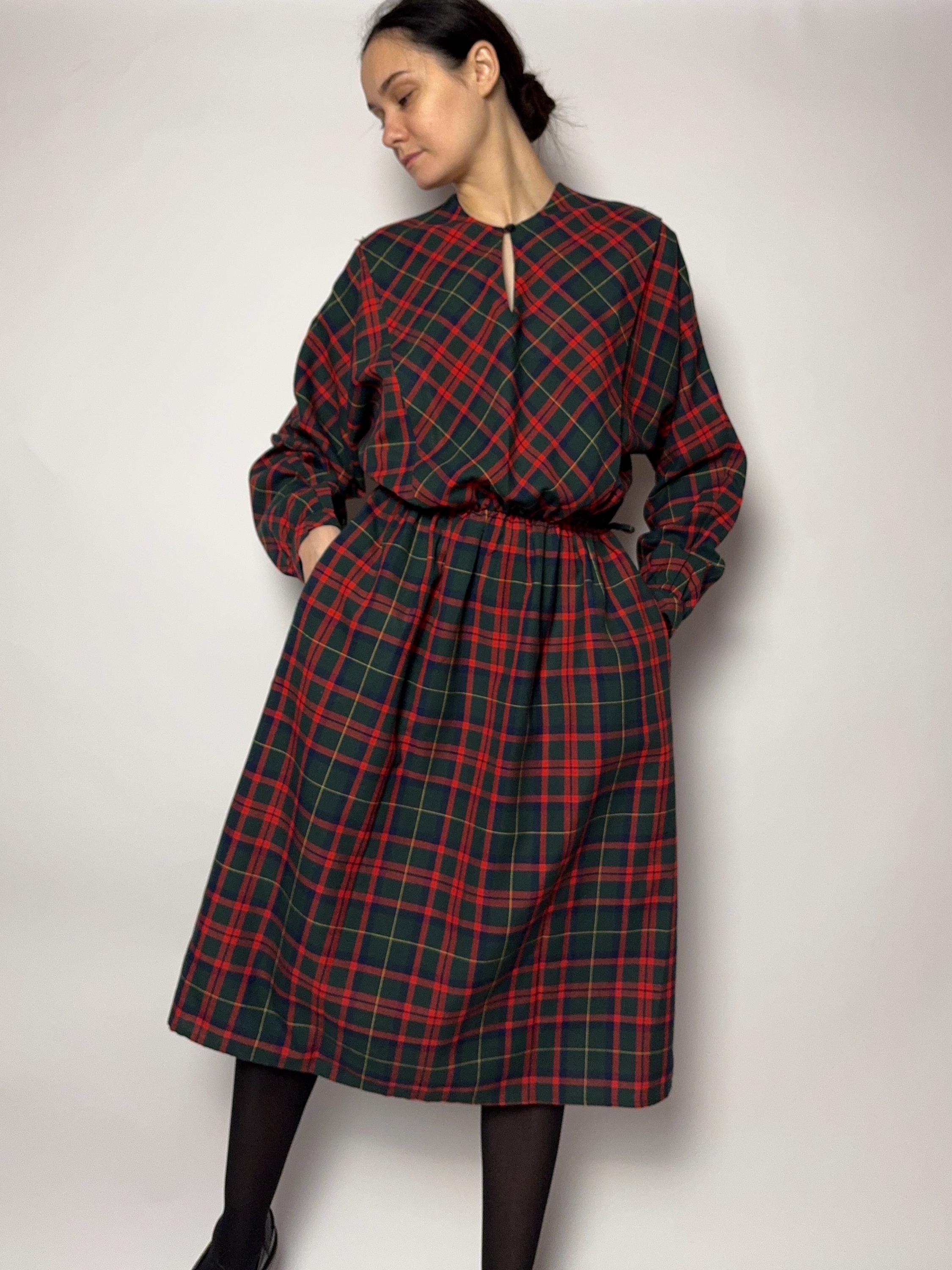 Vintage plaid dress/ 1980s/ small size