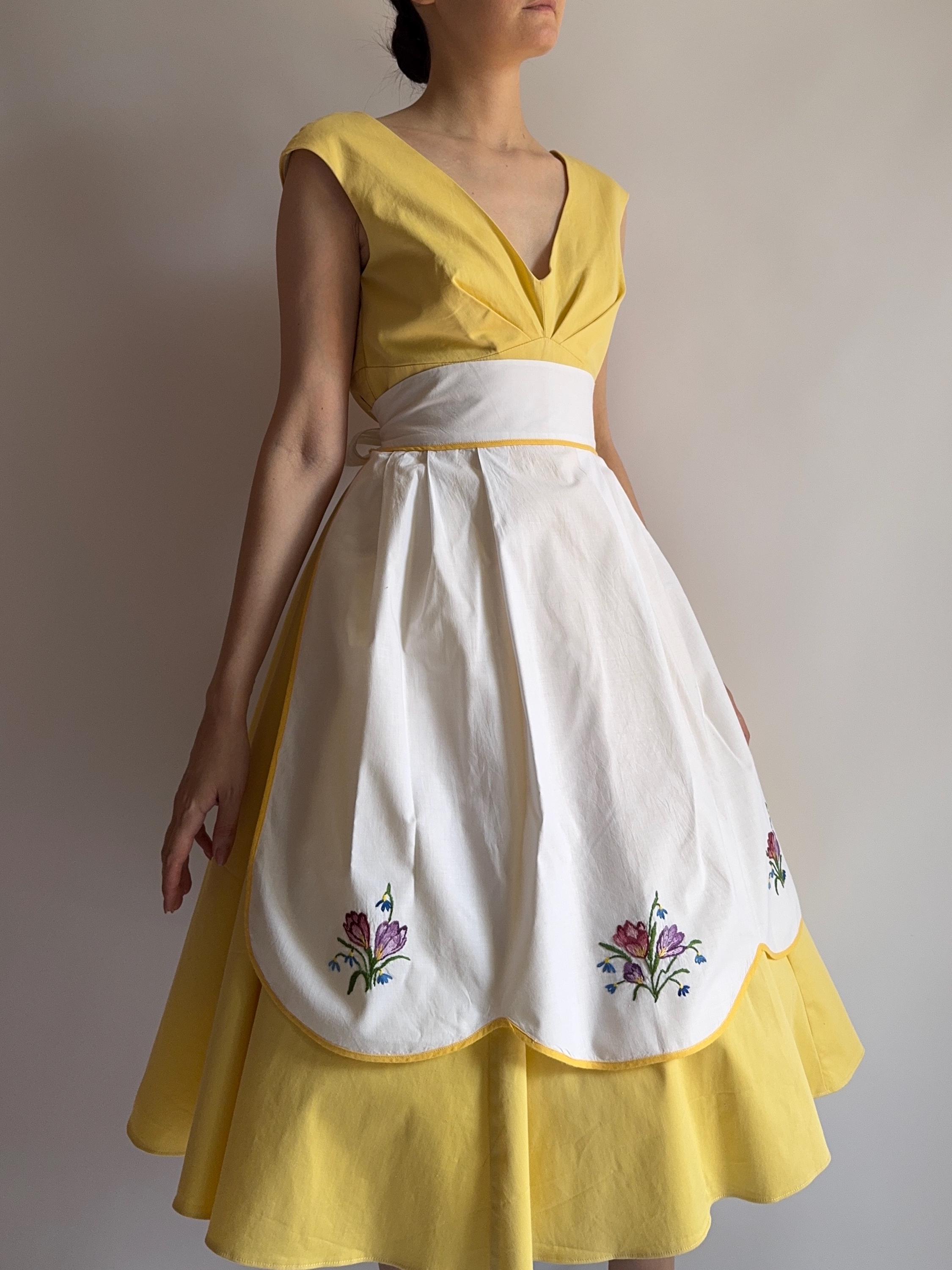 1960年代のヴィンテージエプロン - Etsy 日本