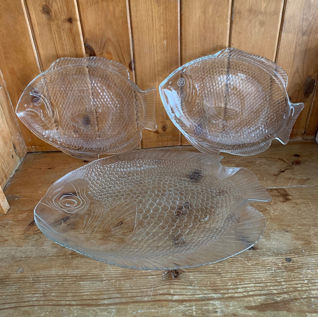 Vintage Large Glass Fish Shaped Serving Platter With 2 Dinner Etsy
